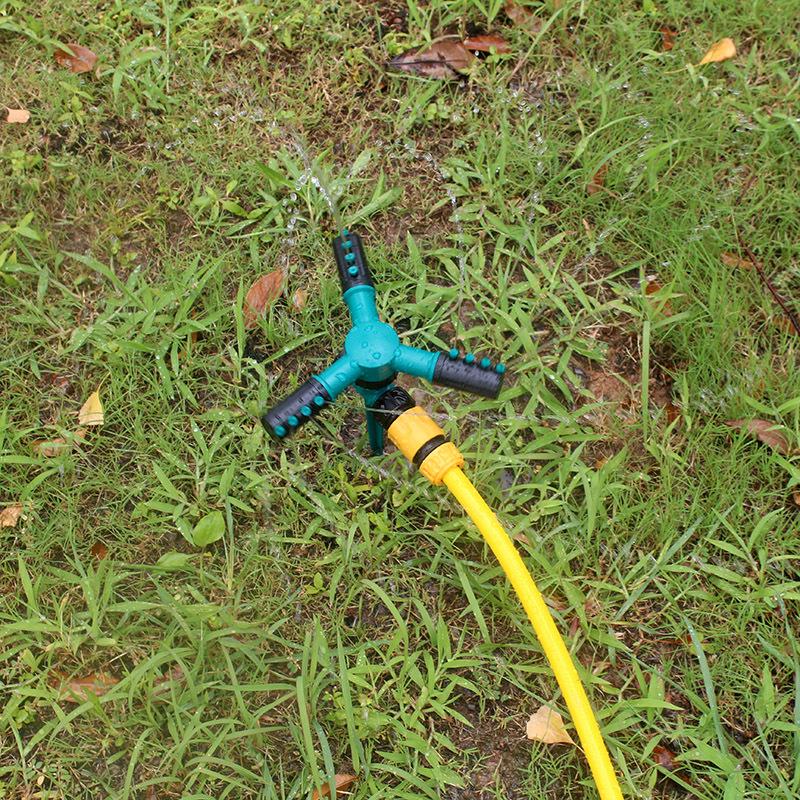 360° Rotating Plastic Ground Stake Sprinkler for Garden Irrigation
