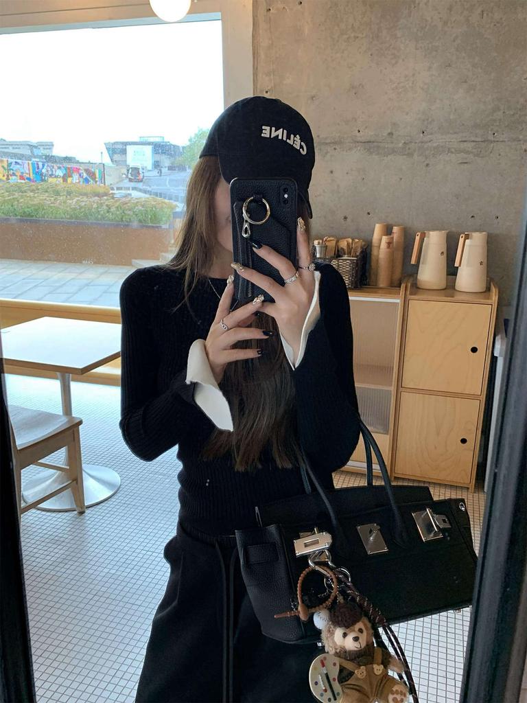 Temperament flared sleeve top women's spring high-end sense slim and thin inner bottoming shirt fashionable knitted sweater