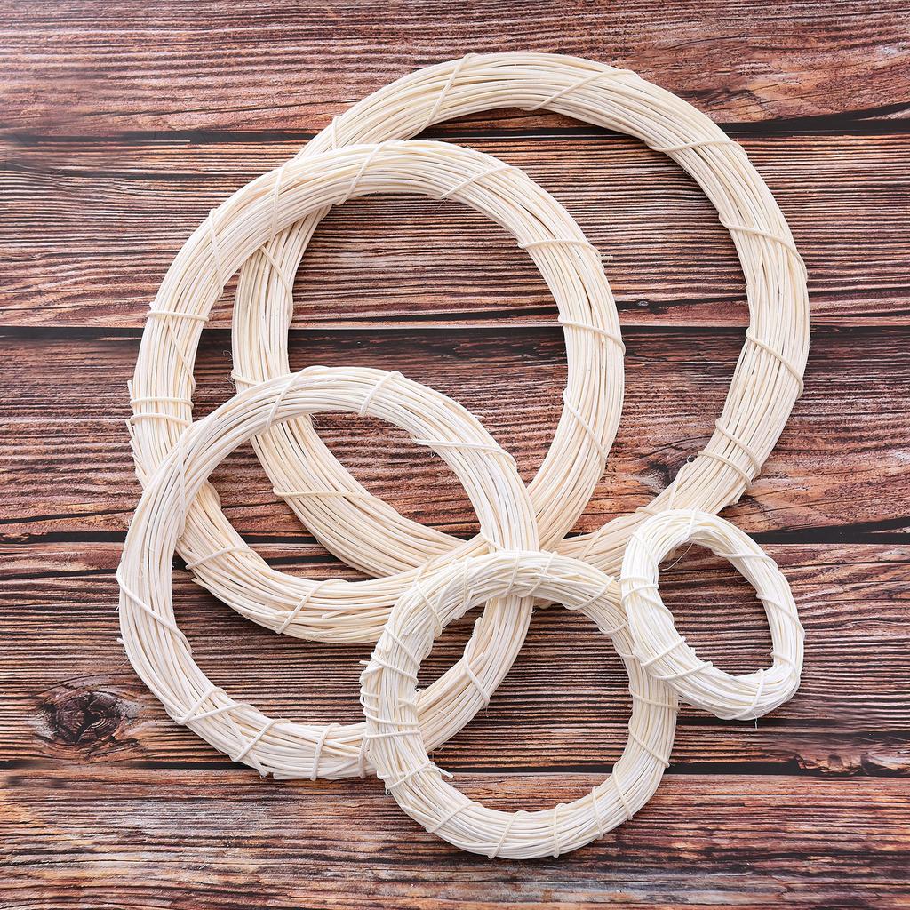 Künstlicher Weihnachtskranz Rattan Dekorative Hängekranz für Haustür Fensterbänke Regale Kaminsims