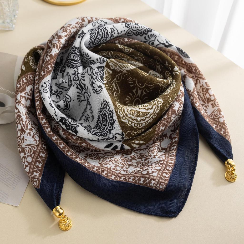 Women's Magnetic Buckle Cotton Scarf - Stylish, Lightweight, Comfortable Neck Protection