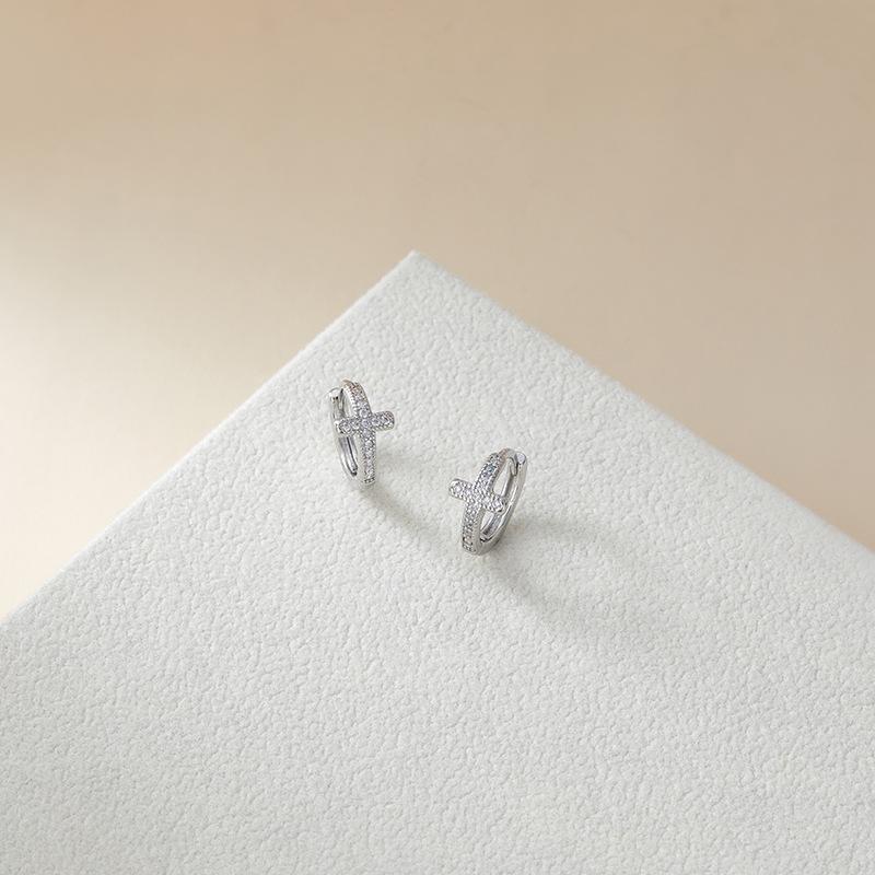 Minimalist S925 Pure Silver Cross Inlaid Diamond Earrings For Women Daily Wear