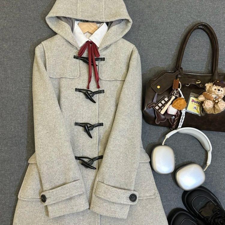 Women's Autumn Retro Japanese Wool Toggle Coat - Casual, Loose, Versatile College Style