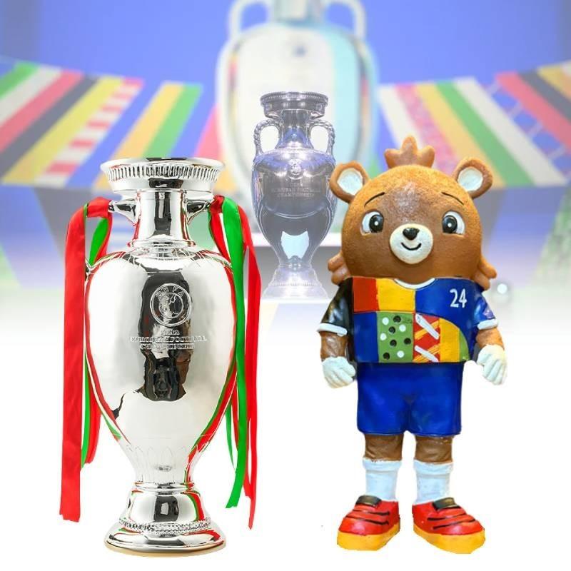 Euro Albart Fotballmaskot Fotballtrofé Resinmodell Figur Suvenirer Fan