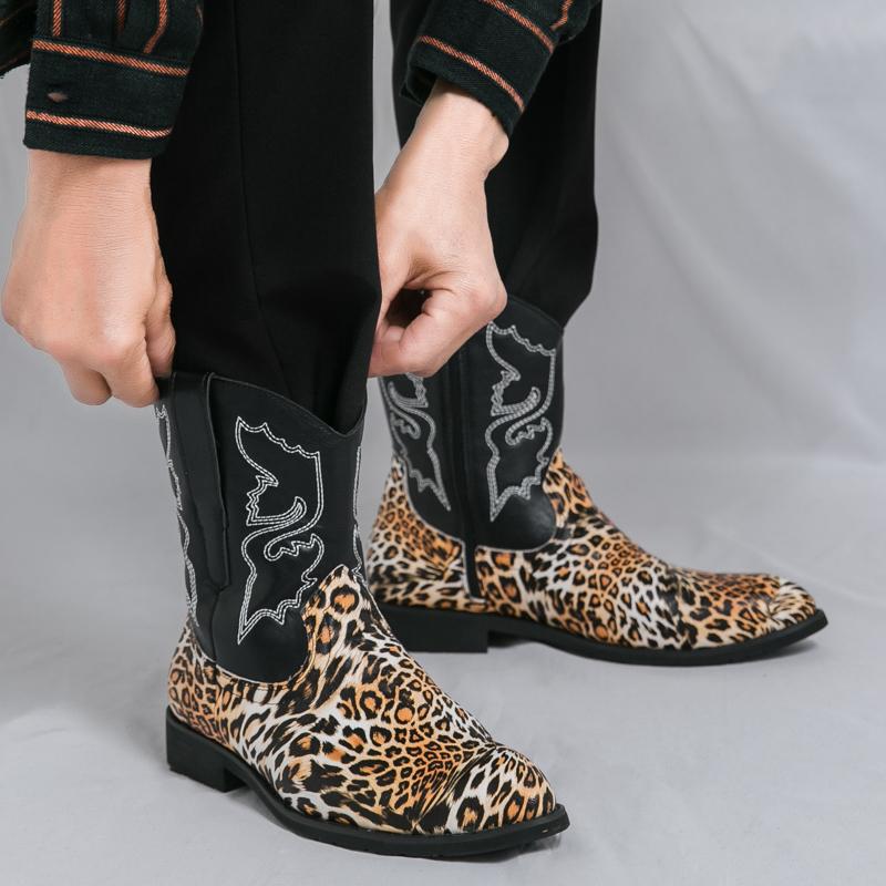 Fashion Retro Style West Cowboy High Top Embroidery Boots Autumn New Men Outdoor Casual Boots Fashion Soft Sole Comfort Motorcycle Boots