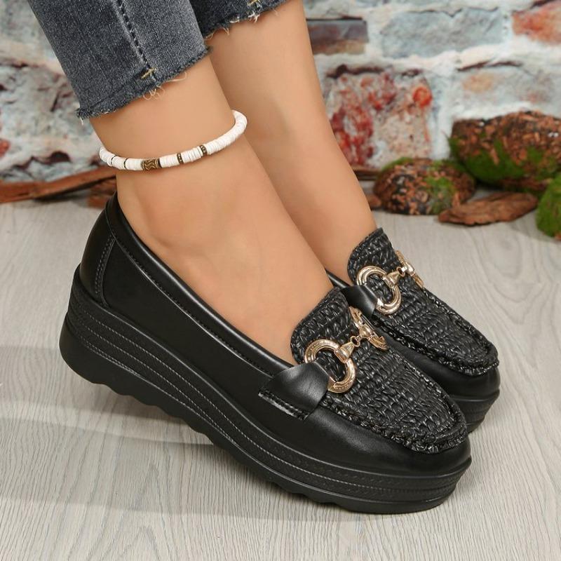 Women's Plus Size Slip-On Loafers, Platform Block Heel Casual Flats with Metal Buckle