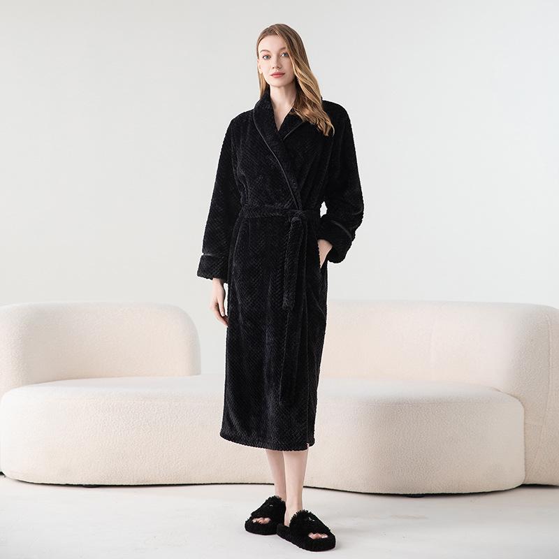 Extra Langer Übergröße Samt Partner Bademantel: Dicke, kuschelige Herbst-/Winter-Pyjamas für Damen.