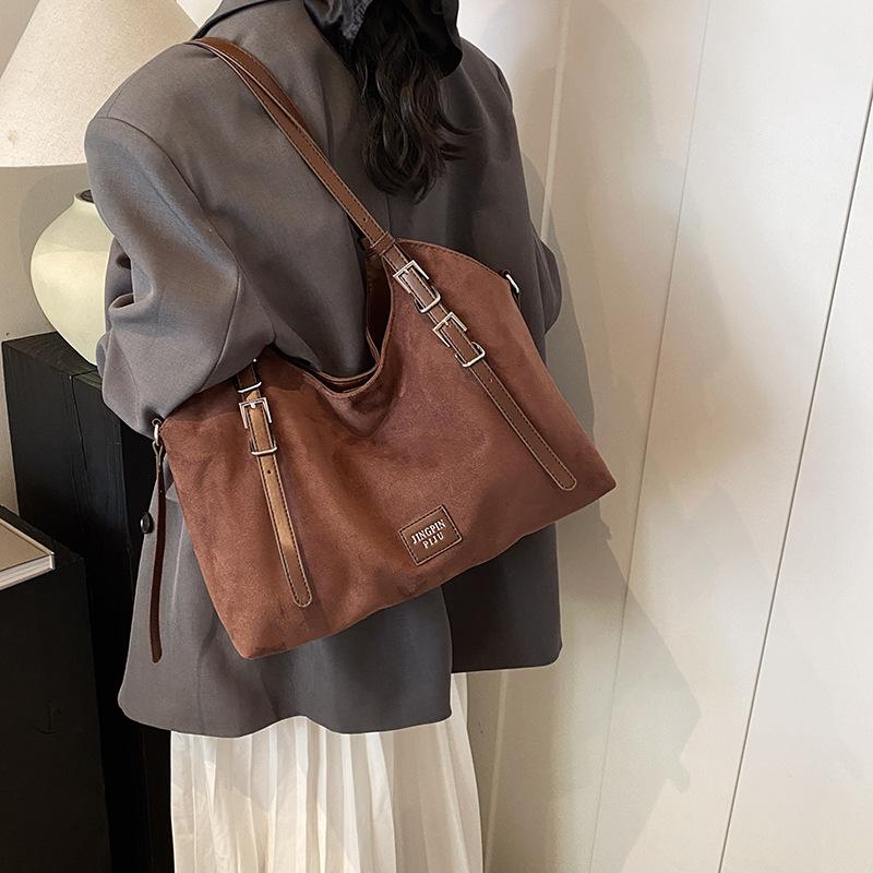 Large capacity commuter bag women's bag 2025 new autumn versatile suede shoulder tote bag premium