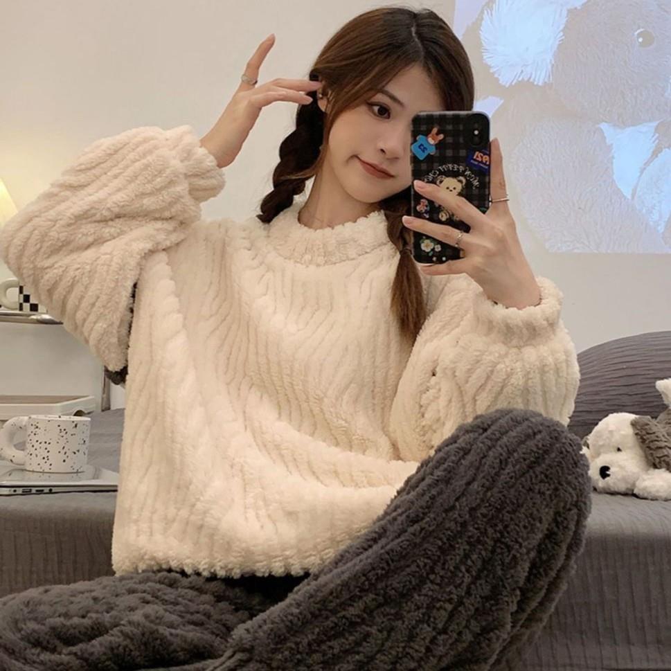 Autumn and Winter Women's Velvet Thick Pajama Set  Long Sleeve Plus Velvet Home Suit Set