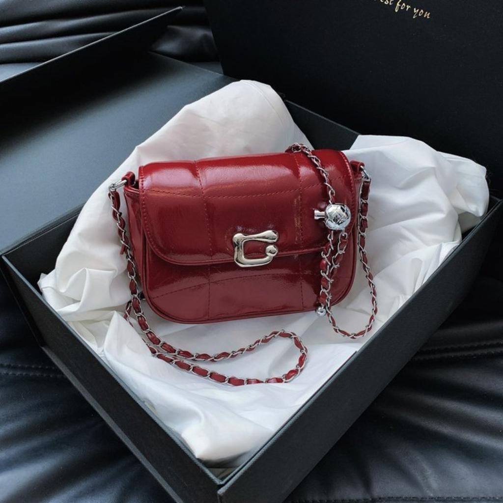 Xeie Thuk Crossbody Bag Women PU Chain Strap Flap Lock Daily