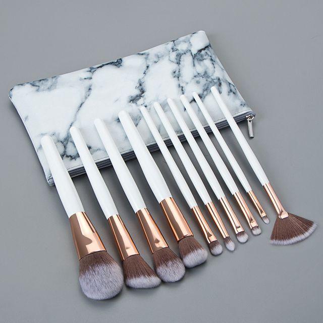 

Violeta - Set of 10: Makeup Brush with Bag Set of 10 - Gold & White