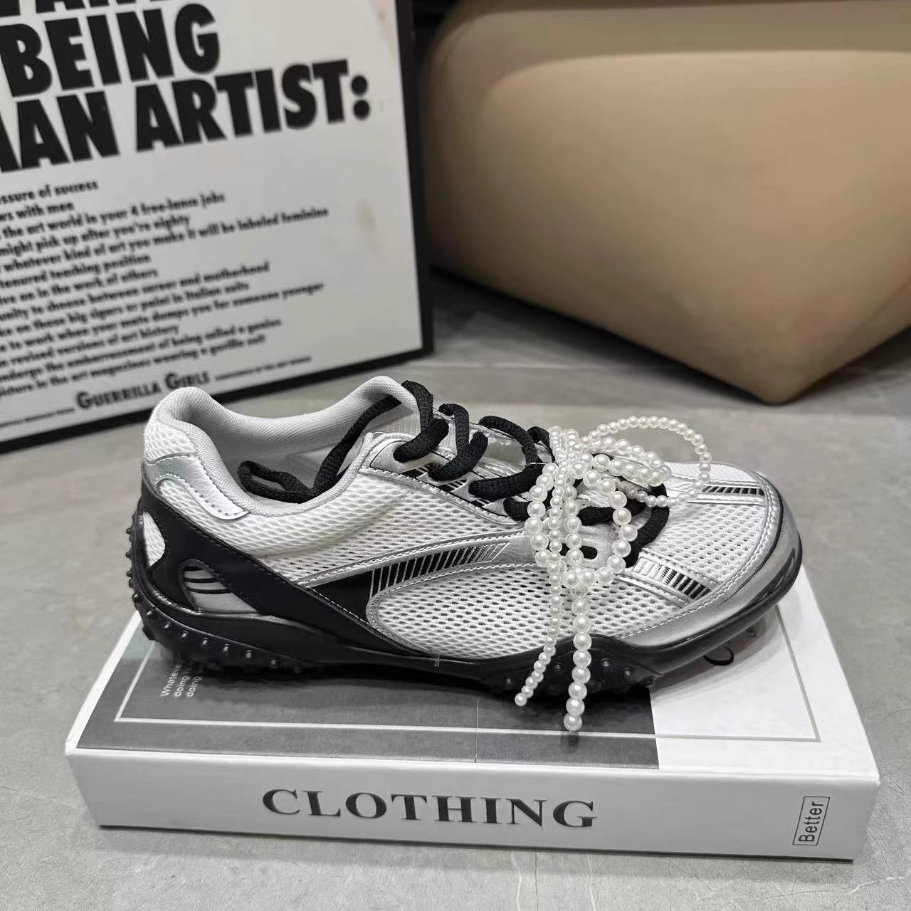 

Балетный бант с бисером немецкие тренировочные туфли женские 2025 новые ретро цветовая гамма сетчатые дышащие повседневные туфли Форрест Гамп 35