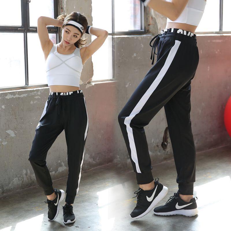 

Спортивные эластичные быстросохнущие брюки женские тонкие весенне-летние для бега, фитнеса, свободные брюки для йоги, женские облегающие повседневные брюки Black S