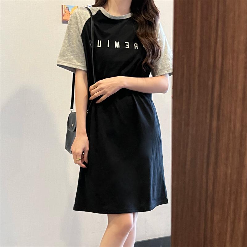 Casual style contrasting color splicing round neck T-shirt summer dress women's short-sleeved letter loose waist bell-shaped mid-skirt