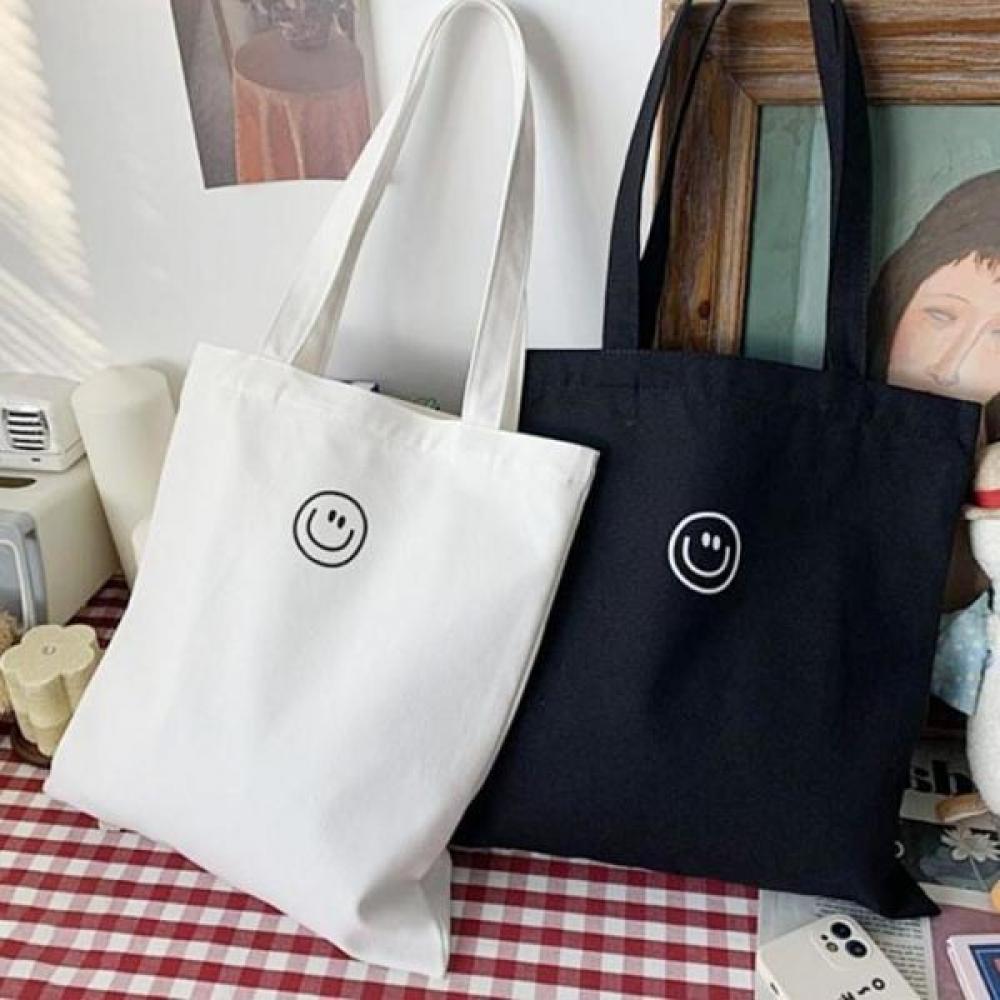 

Converse Square Large Capacity Travel Shoulder Durable Smile Canvas Eco Bag Laptop Celebrity Bag Sturdy Dot Bag Large blacks