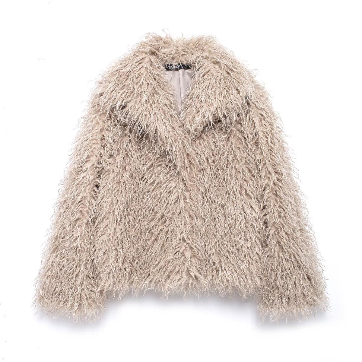 

Long wool faux fur coat XS