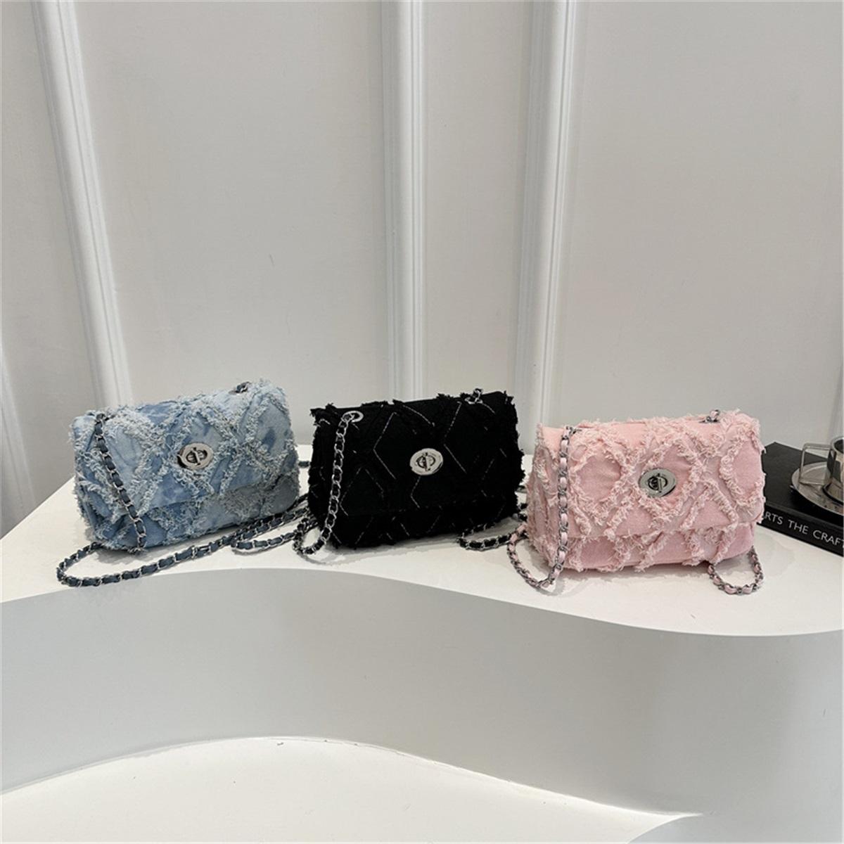

Fresh And Elegant Fashion New Foreign Foreign Pure Colour Denim Large Capacity Leisure Lingge Chain Shoulder Crossbody Bag чёрный