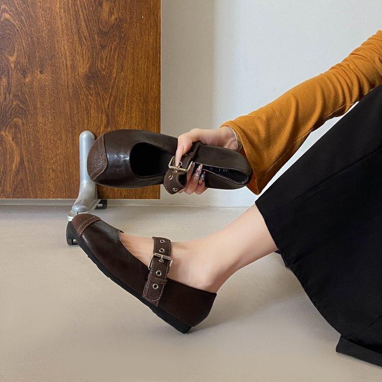 

French retro Mary Jane shoes new spring and summer French flat single shoes night breeze commuter small leather shoes 40 коричневий