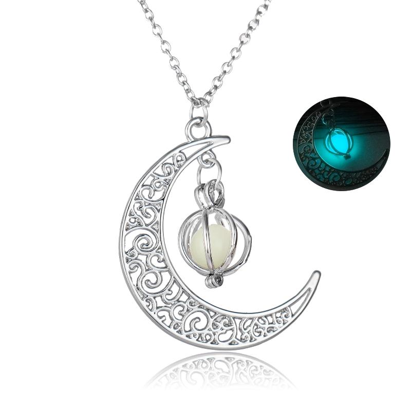 Moon Pendant Car Hanging Ornament – Hollow Crescent Design, Inlaid With Luminous Stone, Elegant Rearview Mirror Decor B