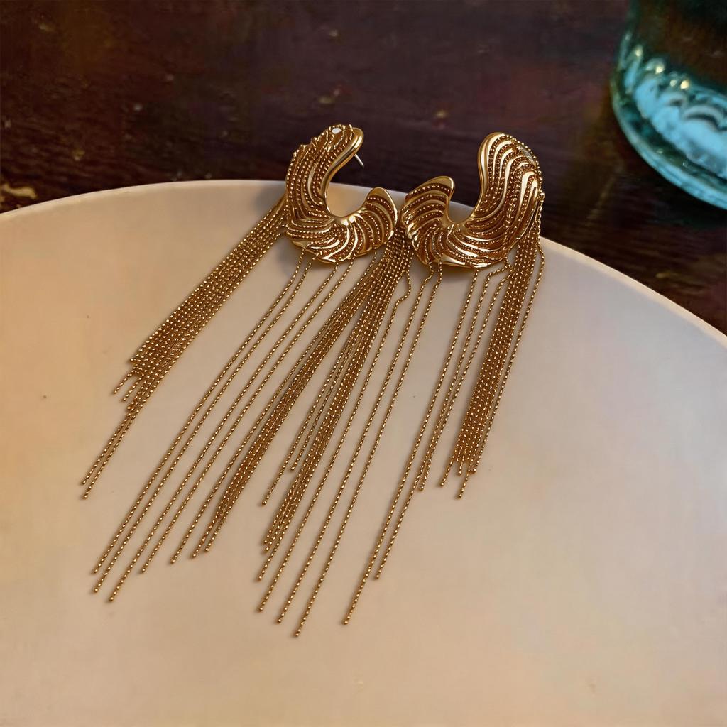 Silver Needle European Metal Style C-Shaped Long Fringe Stud Earrings, Simple Geometric Premium Earrings for Women