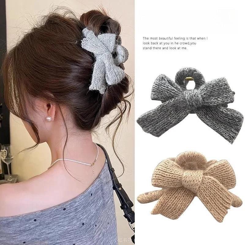 Herbst und Winter Plüsch Schleife Greifspange Wolle Krallenspange Einfache Gestrickte Schleife Plüsch Haarspange Handgefertigtes Haarschmuck für Frauen