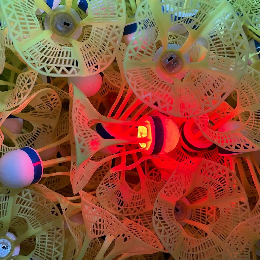 1/5 Pack LED Badminton Shuttlecocks -Lighting Glow In The Dark Badminton Birdies Badminton Practice Windproof Shuttlecocks