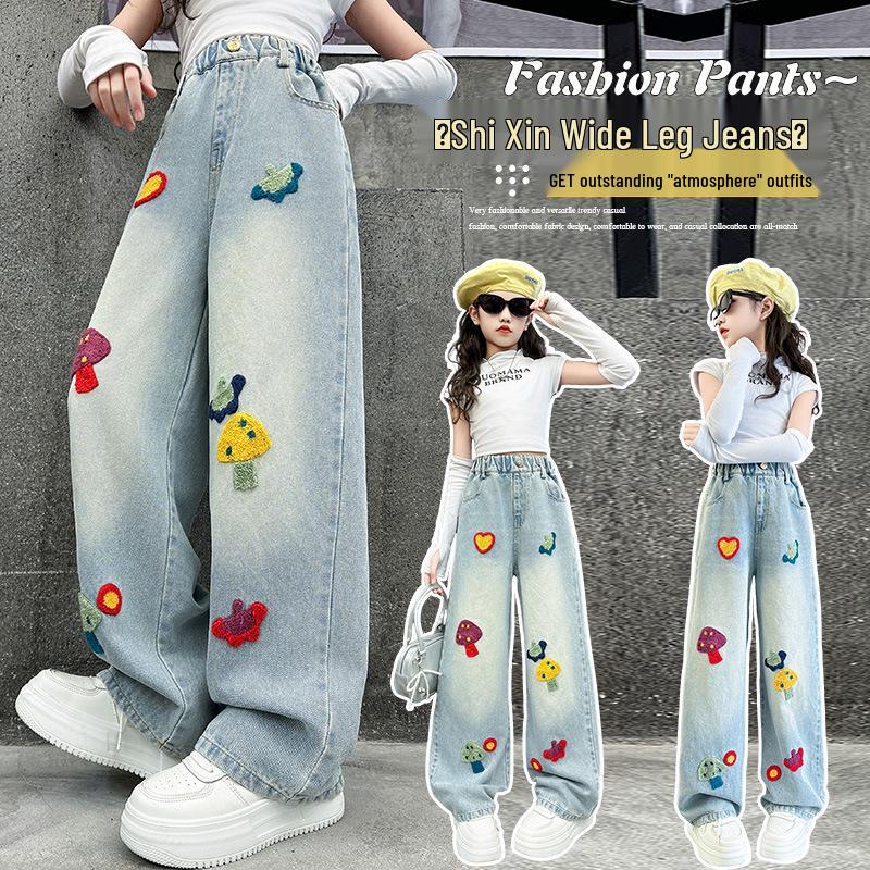 Jeans Ricamati con Funghi da Ragazza - Collezione Primavera/Autunno 2025: Jeans a gamba larga per bambini e ragazzi
