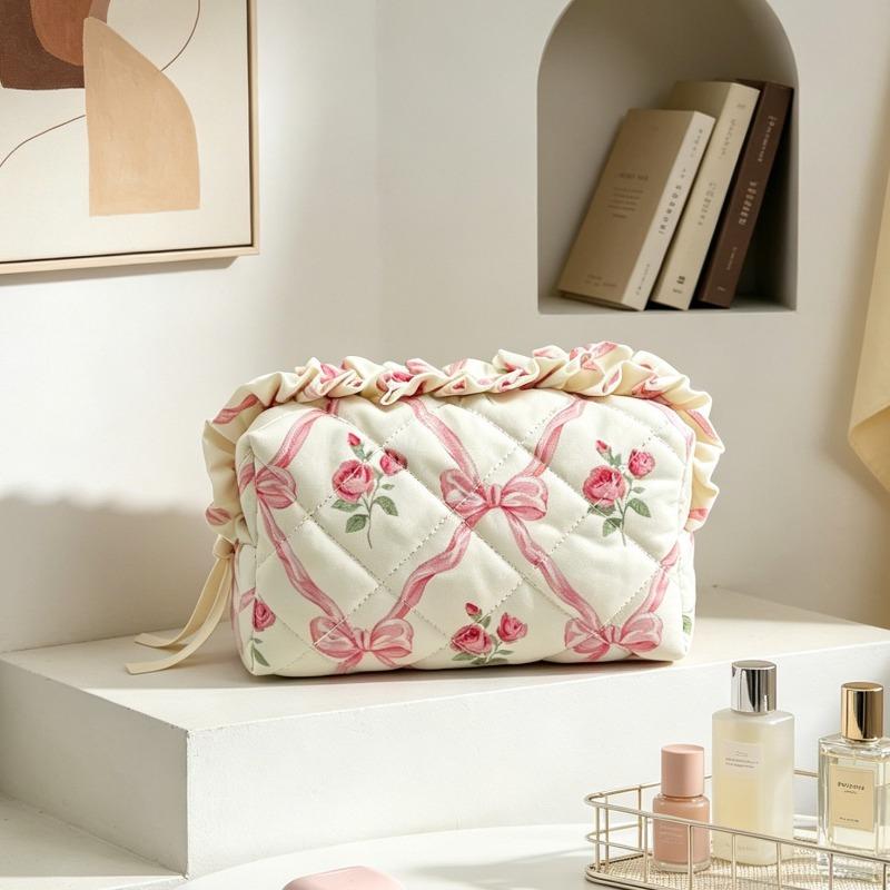 Travel Storage Bag Large Capacity Toiletry Bag Simplicity Makeup Bag For Women Girl Fashion Striped Ruffle Cosmetic Bags