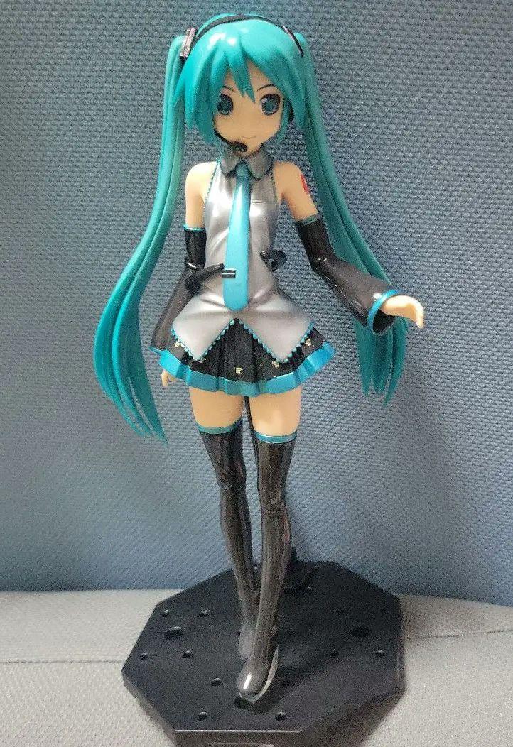 

[USED] Hatsune Miku Mamama Style Api Miku Figure