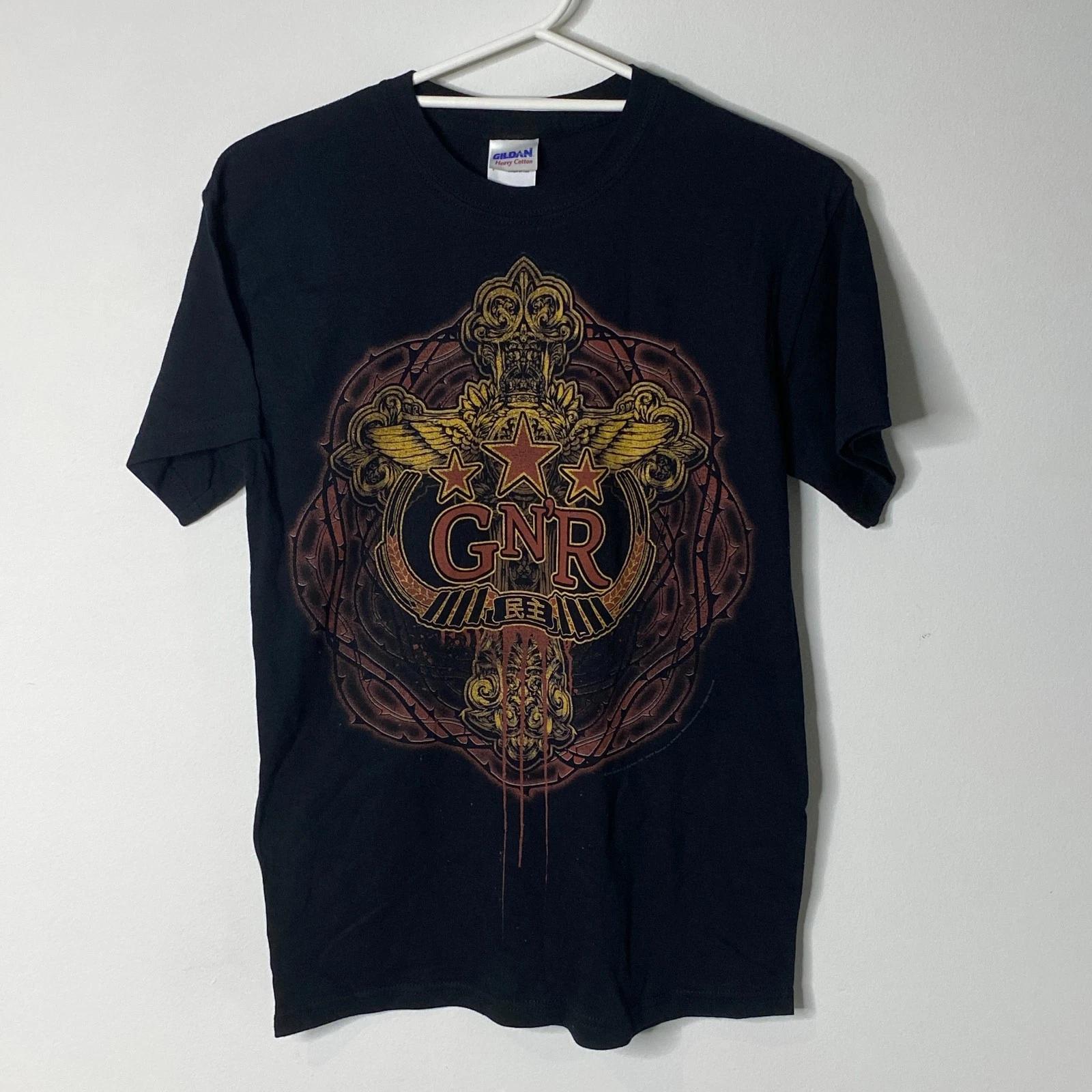Guns N Roses Shirt Mens Small Black Graphic Print T-Shirt Tee Rock 2010 M