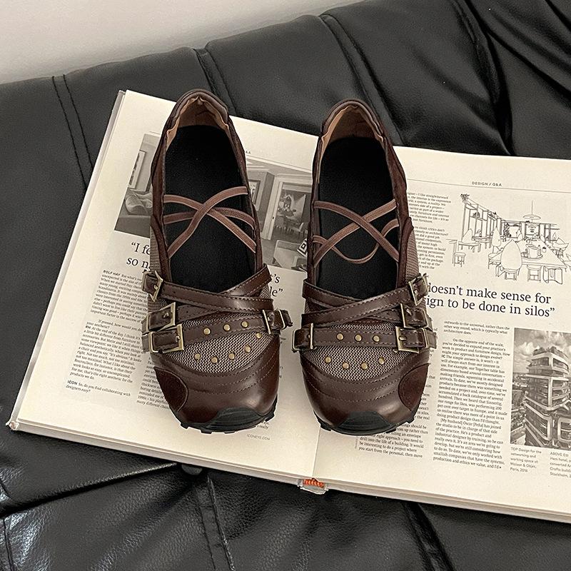 

Ретро французский дизайн балетки женские летняя мода новые заклепки внутренняя платформа одинарная обувь женская обувь 35