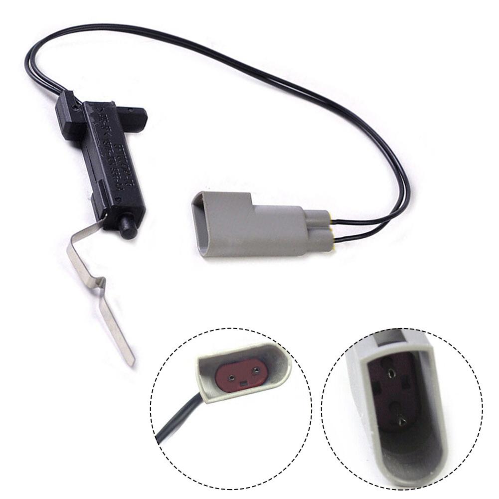 Black Grey Temperature Sensor For Ford Fiesta Focus Temperature Sensor 1117860