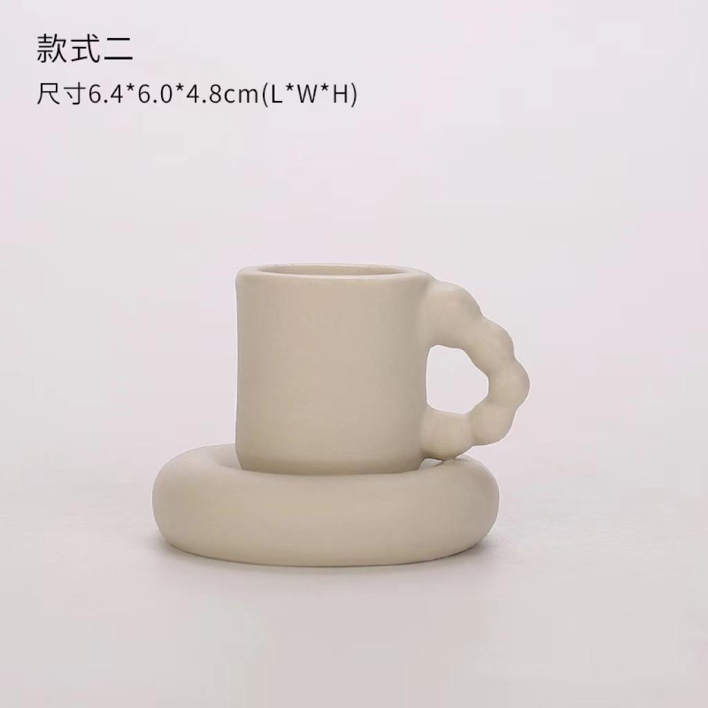 Nordischer dekorativer becherförmiger Kerzenhalter aus Keramik, Kerzenständer, Hochzeits-Mittelstück, Ornamente, Heimdekoration