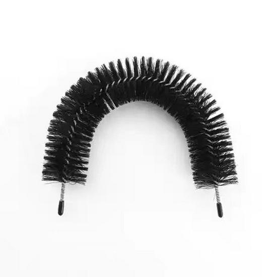 Katzenkratz-Bogen und Gesichtsbürste