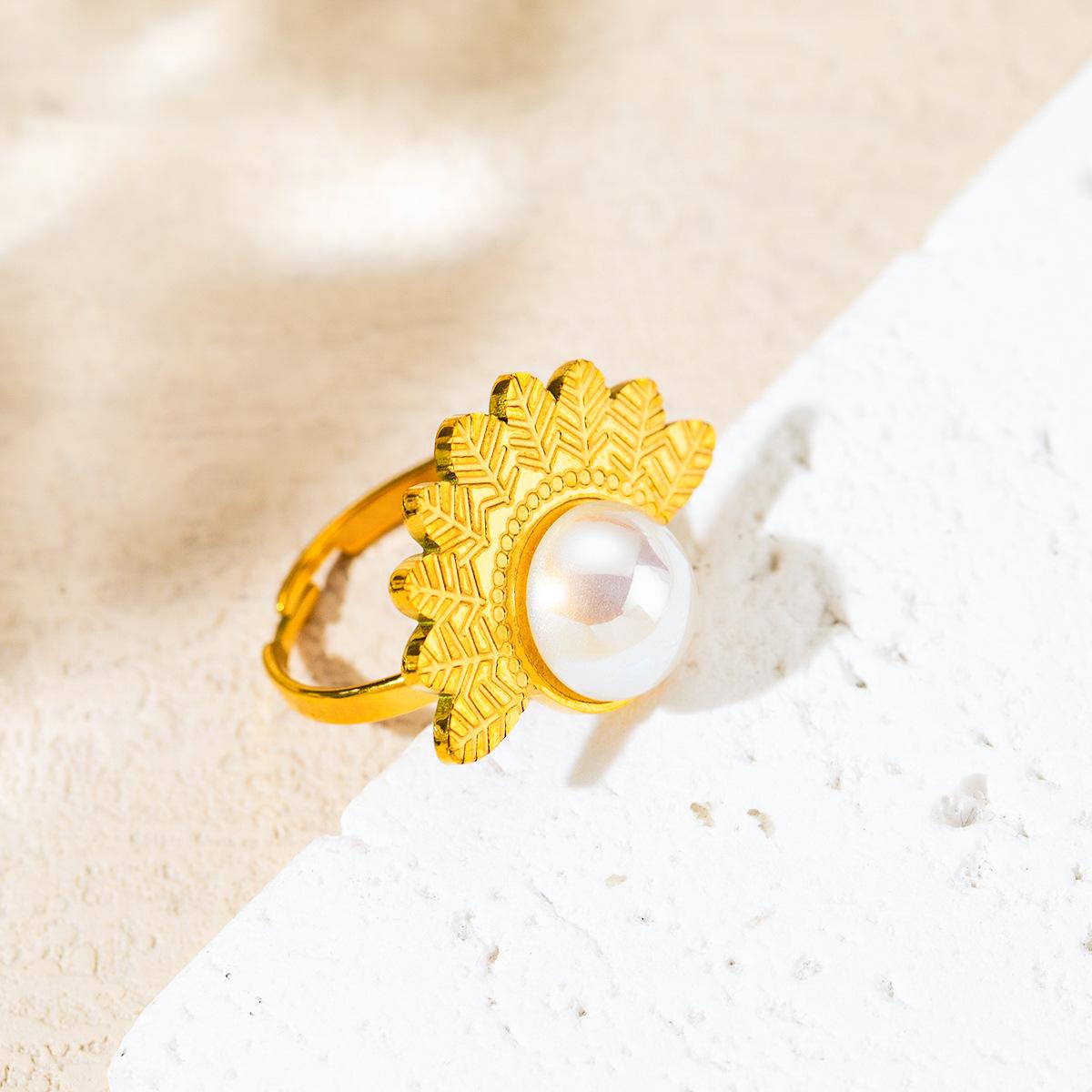 

Европейский и американский ретро набор ожерелий из титановой стали в виде веера с листьями и жемчугом – Женское ожерелье из трех частей, не тускнеющее