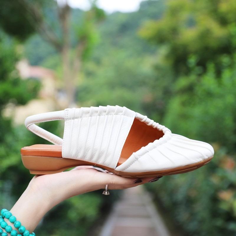 Fashion Retro Baotou Flat Casual Women's Sandals New Summer Outwear Round Toe Shallow Mouth Soft Sole Low Heel Roman Shoes