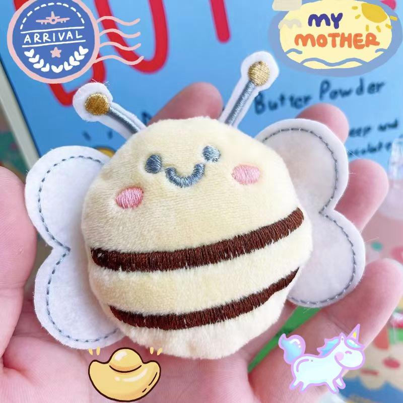 Handmade Little Bee Brooch: Cute Girl's Bag Charm & Clothing Accessory