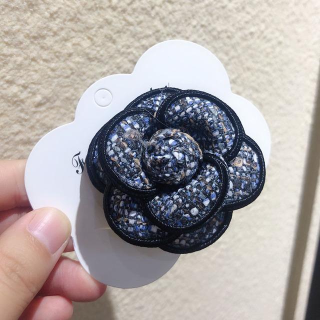 Retro Fabric Camellia Flower Pin Brooch Cloth Art Pearl Long For Women Needle Pin And Brooches Scarf Buckle Jewelry AccessoriesRetro Jewelry