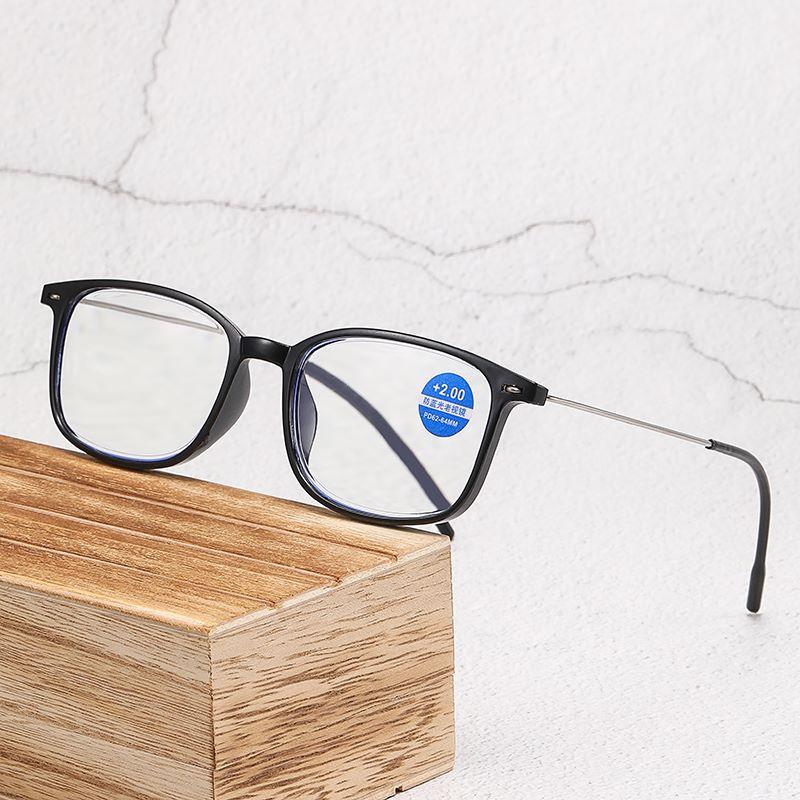 Square Full Frame Reading Glasses For Women Vintage Ultra Light Thin Legs Presbyopia Eyewear Men Hyperopia +1.0+1.5+2.0+2.5+3.0