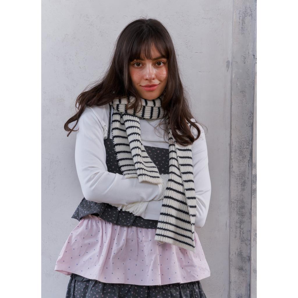 A Simple Color-Blocked Striped Knitted Wool Scarf For Autumn And Winter Soft And Versatile Pure Wool Neck Warmer For Women