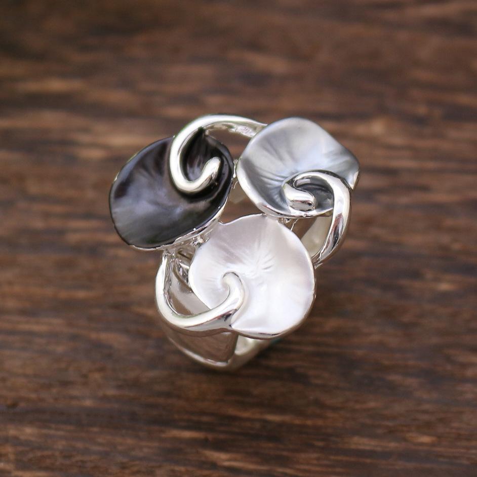 Enamel Geometric Flower Elastic Ring, Women's Fashion High-end Rose Alloy Ring