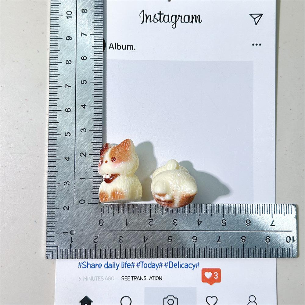 

2Pcs Cute Bow Cat Mini 3D Resin Figurines Desktop Car Decoration Figurines Accessory for Homemade DIY Phone Case Girl Hair Clip
