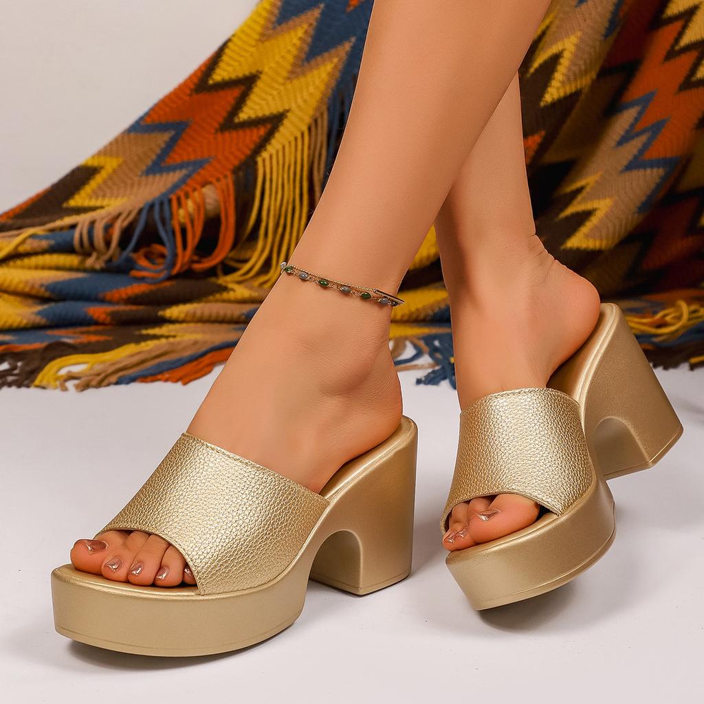 22 summer new sandals European and American thick heel large size slippers high heel one word cool slippers