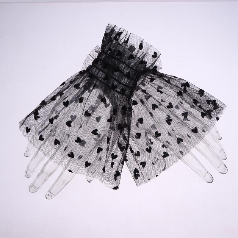 1 Pair Props Nail Tips Display Sleeve Fashion Accessory Nail Art Heart Tulle Photo Glove Fake Pleated Cuff Manicure Photography