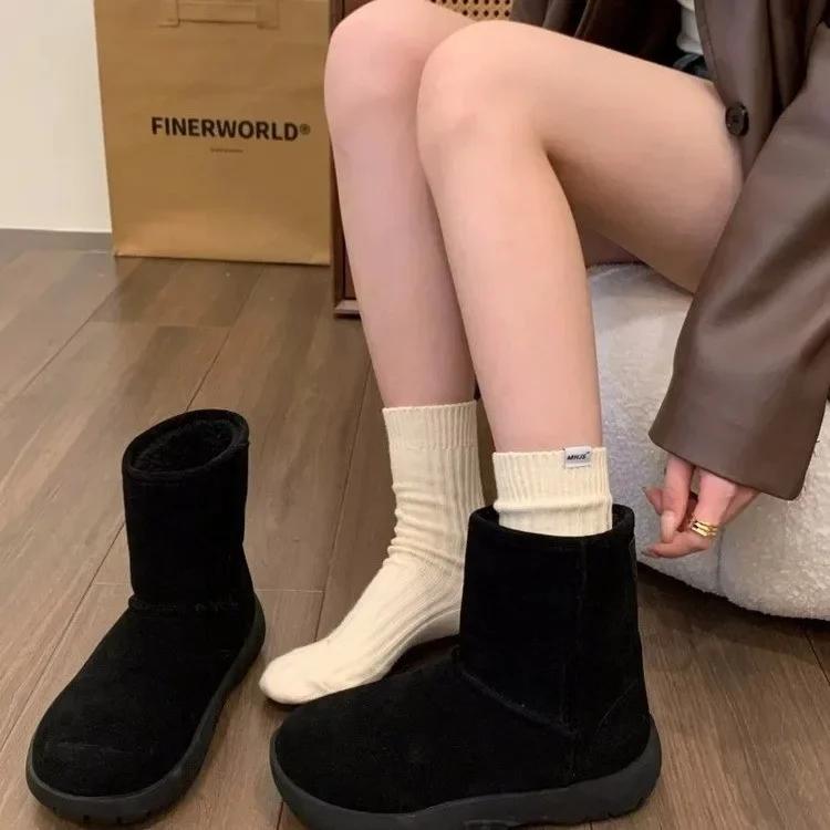 

Fashion 2025 Women Suede Leather Warm Snow Boots Winter New Causal Plush Fluffy Anti-cold Boots Plus Size Women Platform Shoes 35 чёрный