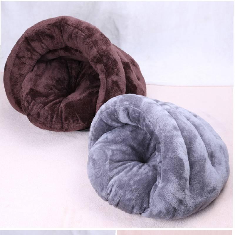 Thick And Warm Pet Sleeping Bag Perfect For Cold Autumn And Winter Nights