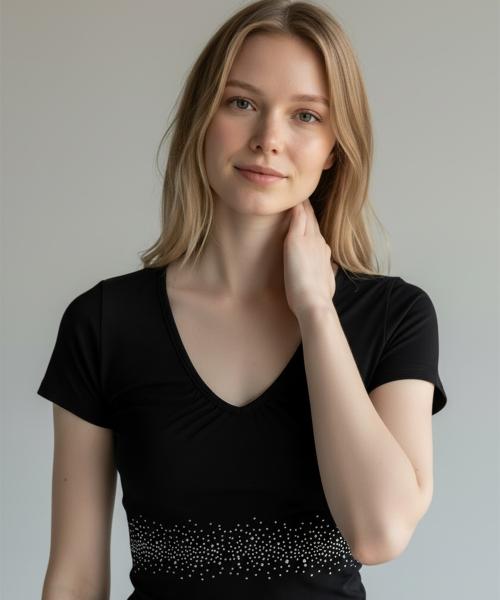 Bonseullipi Crystal Line V Shirring Tee (Black)