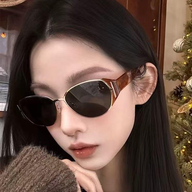 Retro cat eye sunglasses women's round face thin advanced sunglasses old money wind UV protection glasses