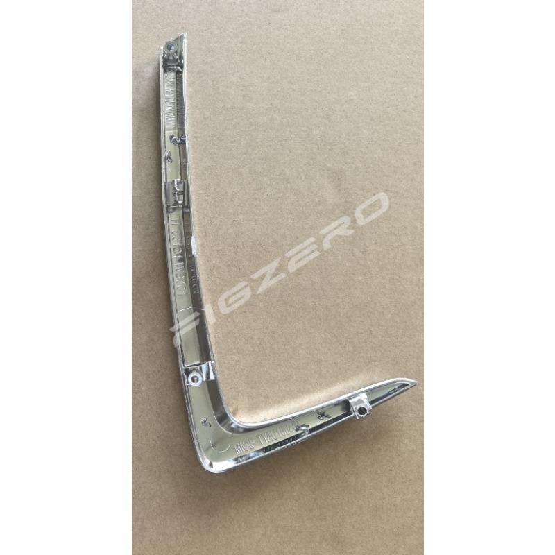 

For Toyota Yaris IA 2016- Front Bumper Grille Molding Center Mesh Grille Trim Strip 53124-WB001 53123-WB001 Brand New Left