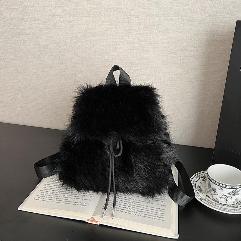 

Autumn and winter versatile casual leopard print backpack women s niche new fashion furry backpack чёрный