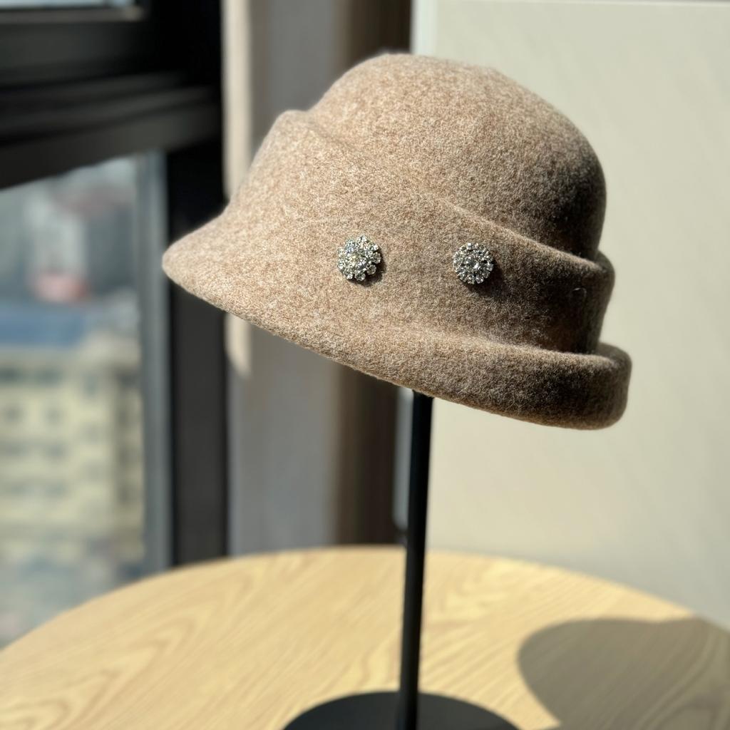 Ny Höst och Vinter Elegant Hög Hatt Dam Ull Strass Fiskarhatt Brittisk Retro All Match Varm Ryttarhatt